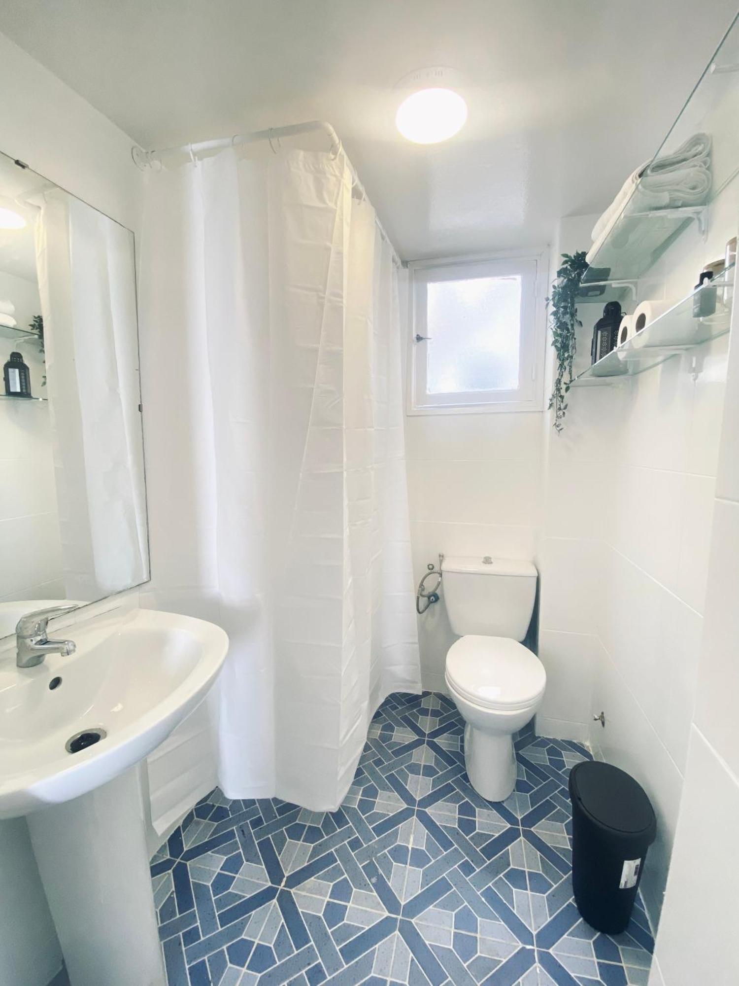 Charming Apartment Heart Of Medina Tetouan 2Br,Balcony, ภายนอก รูปภาพ
